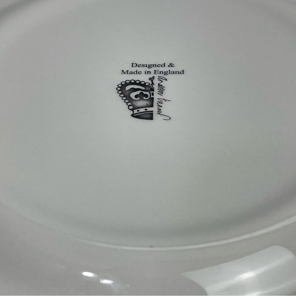 2 Andrew Tanner Royal Stafford Clematis Red Gray Flowers Dinner Plates 11” - Picture 5 of 6